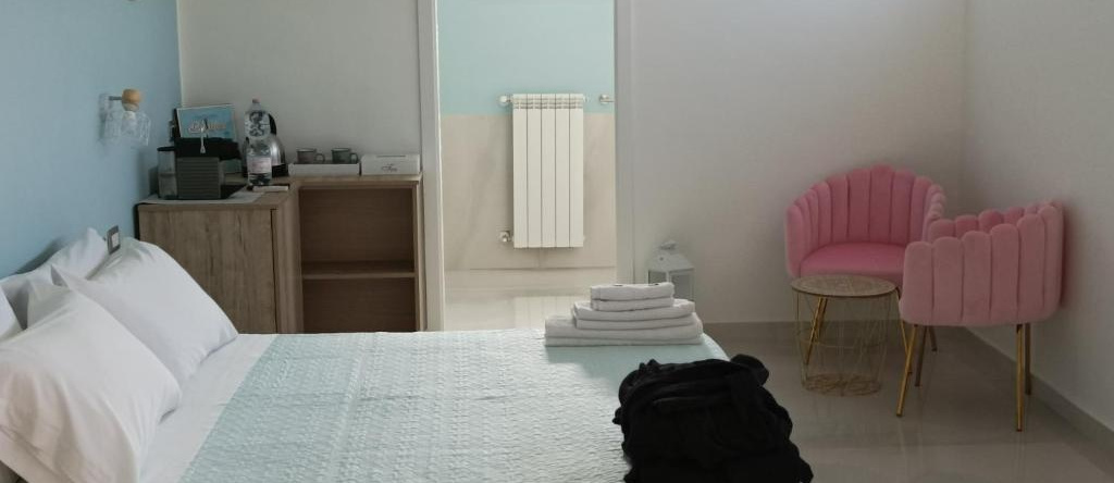La Suite della casa bianca, 圣萨尔瓦托雷泰莱西诺 — 照片 1