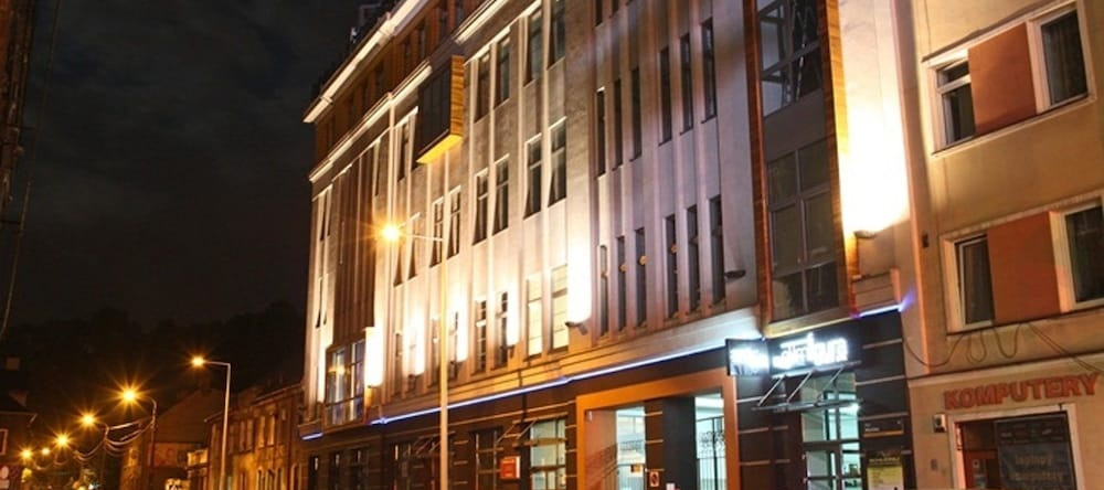 Młyńska 8 Apartament z prywatnym basenem, 别尔斯科-比亚瓦 — 照片 1