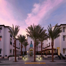 Sanctity Hotel Rancho Cucamonga, Tapestry Collection Hilton, 库卡蒙加牧场 — 照片 2