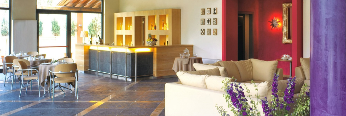 Meridiana Country Hotel, Калензано — фото 1