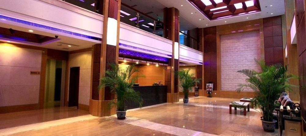 Emeishan Huasheng Spa Hotel, Meishan — photo 1