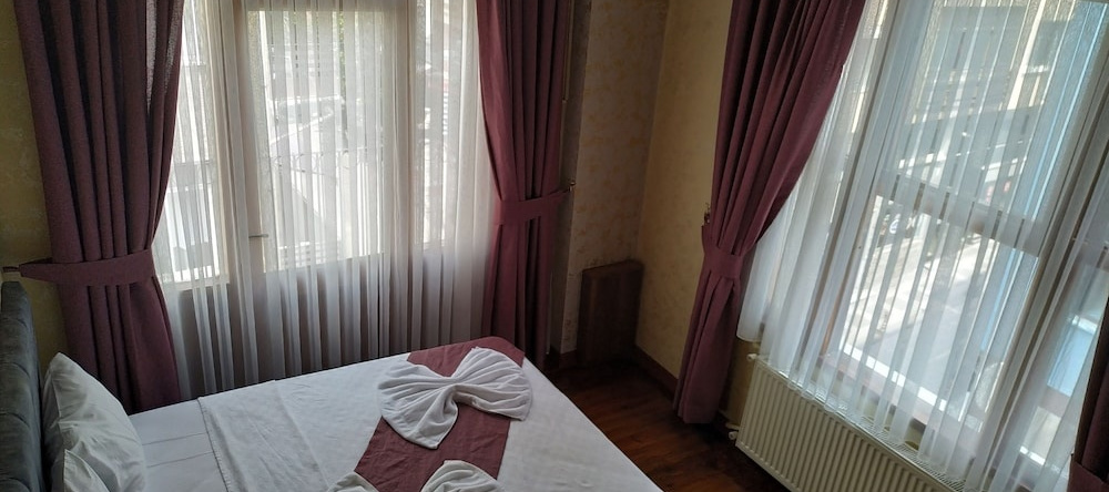 Lorin Otel, Стамбул — фото 1