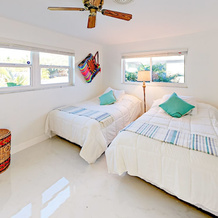 Lustrous Porcelain Floors - 4 Br Home, 劳德代尔堡 — 照片 3