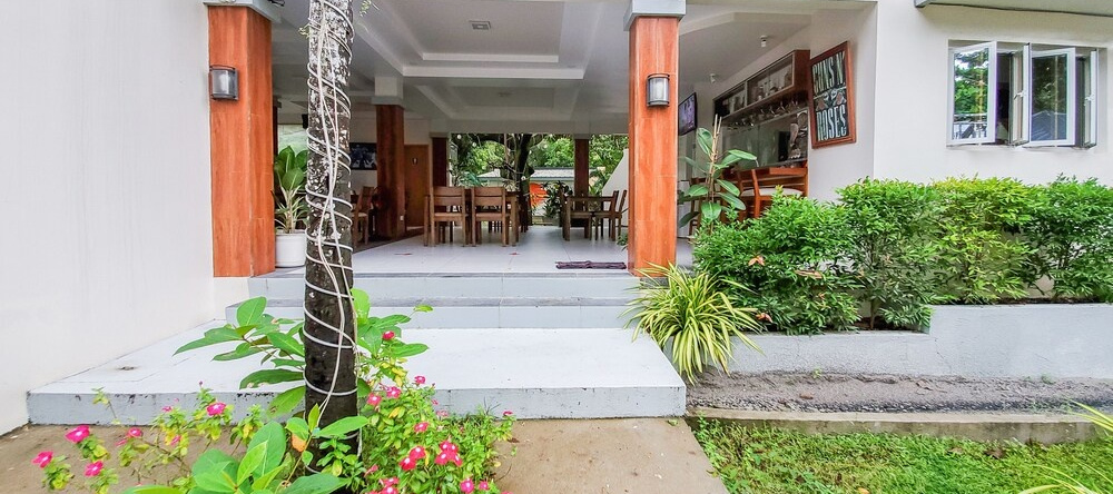 Youhan Beach Resort powered by Cocotel, 圣安东尼奥 — 照片 1