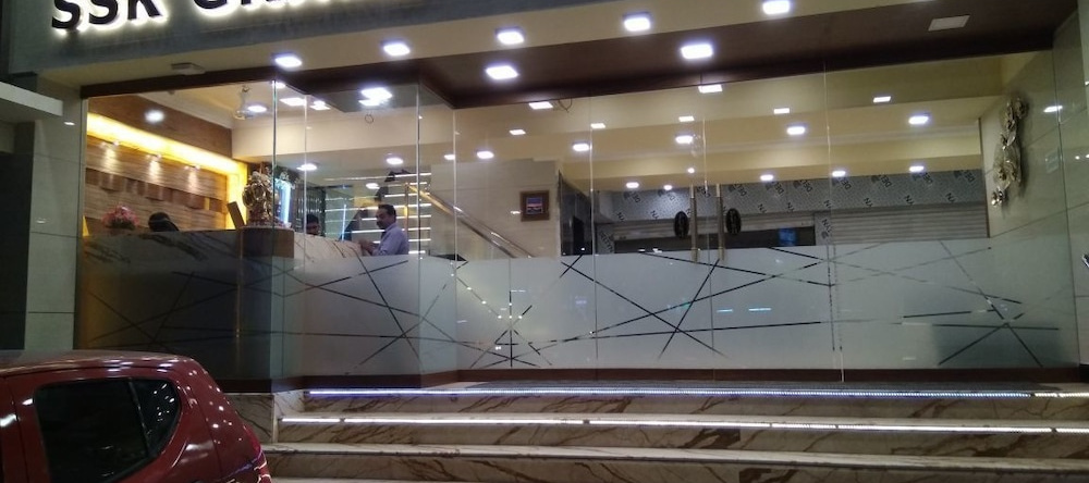 Hotel SSK Grand - Kanchipuram, Kanchipuram — photo 1