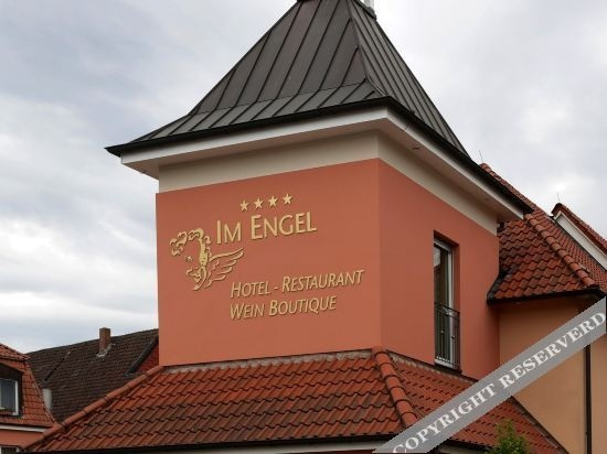 Hotel Im Engel, 瓦伦多夫 — 照片 1