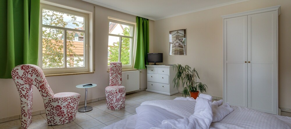 Hotel Dübener Heide, 切普林 — 照片 1
