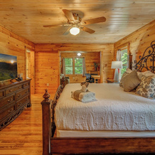 Bear Track Falls Retreat Mtn. Getaway!, 蓝岭 — 照片 3