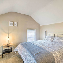 Walk to Parks & Dining: Cozy Canandaigua Home!, 卡南代瓜 — 照片 2