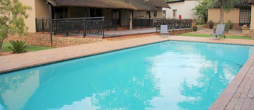 Ukutula Lion Lodge, 布里茨 — 照片 1