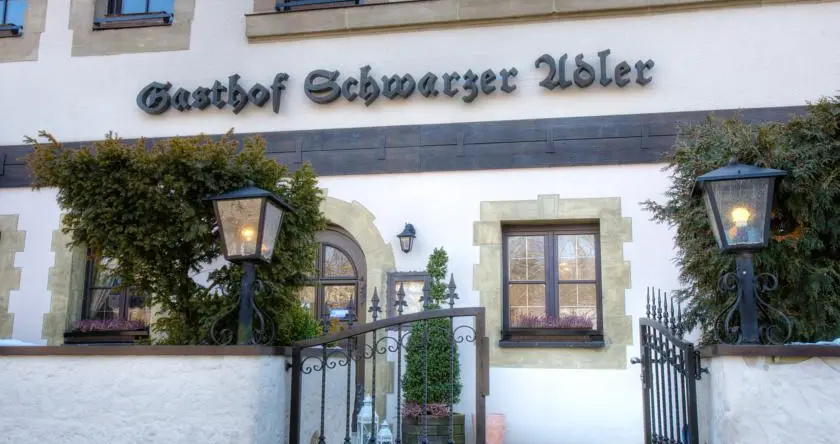Hotel-Restaurant Schwarzer Adler, Шварценбрук — фото 1