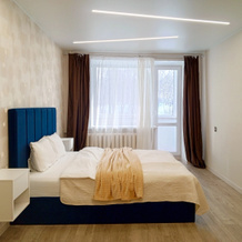 V Gostyakh U Zamministra Flat, Izhevsk — photo 5