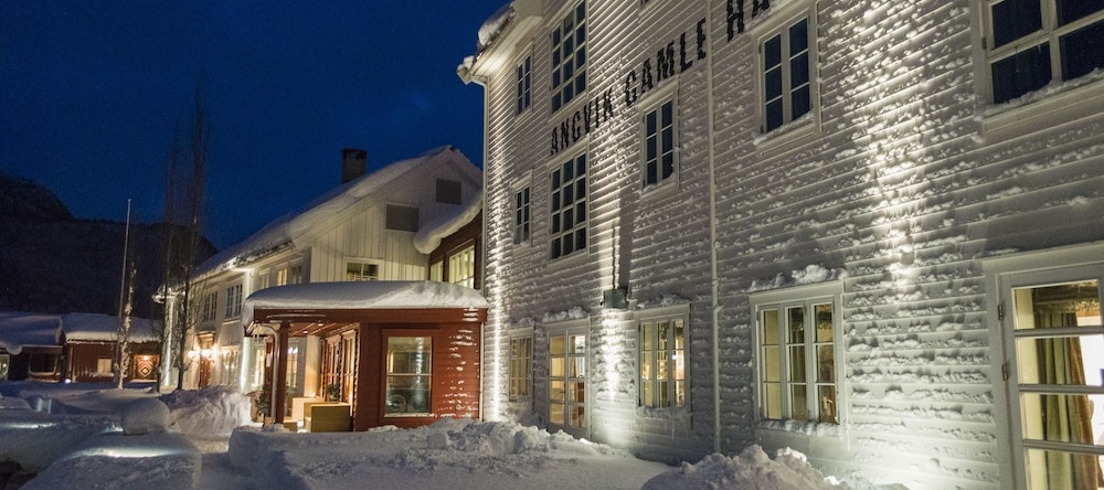 Angvik Gamle Handelssted - By Classic Norway Hotels, Емнес — фото 1