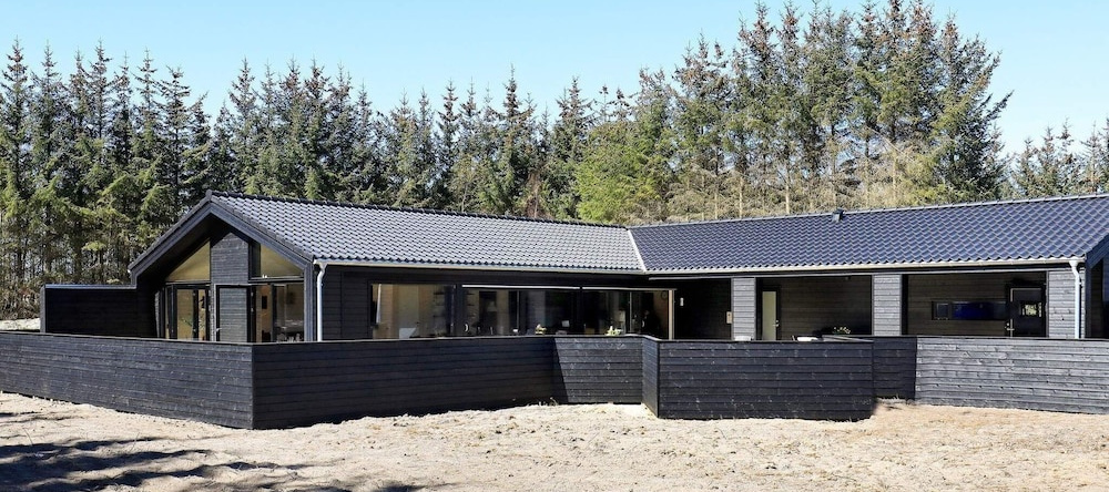 Luxurious Holiday Home In Ålbæk With Whirlpool, Ольбек — фото 1