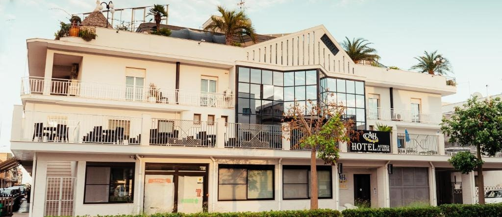 Hotel Accord Le Rose, Palagiano — photo 1