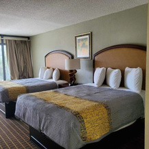 Palmetto Inn & Suites, Orangeburg — photo 2