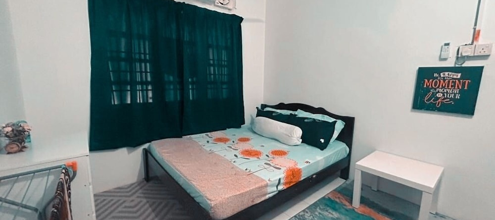 Huda Homestay Bandar Tanah Merah, 丹那美拉 — 照片 1