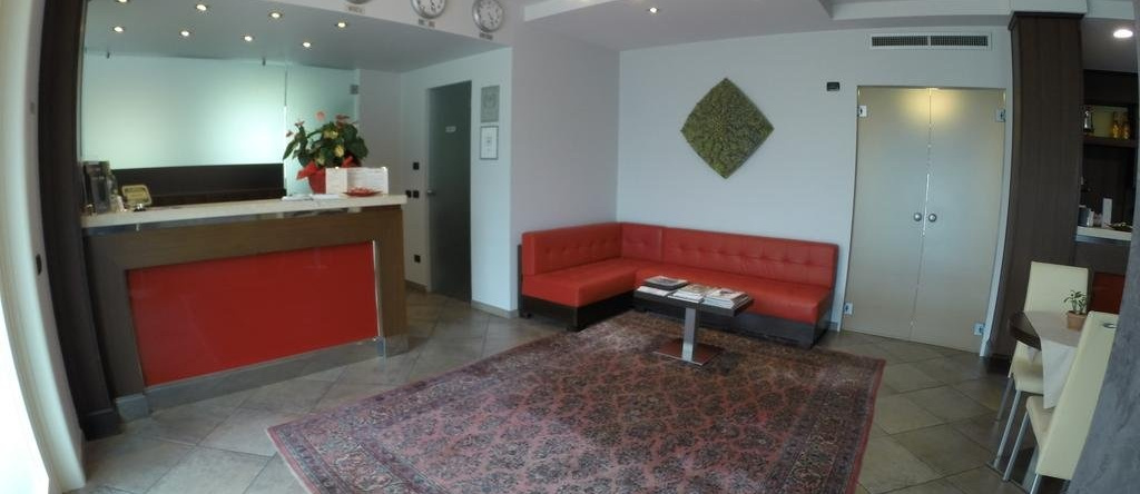 Hotel Iris Franciacorta, 埃尔布斯科 — 照片 1