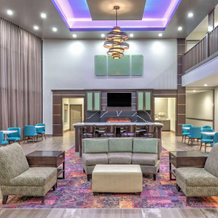 La Quinta Inn & Suites by Wyndham Tyler - University Area, Tyler — photo 2