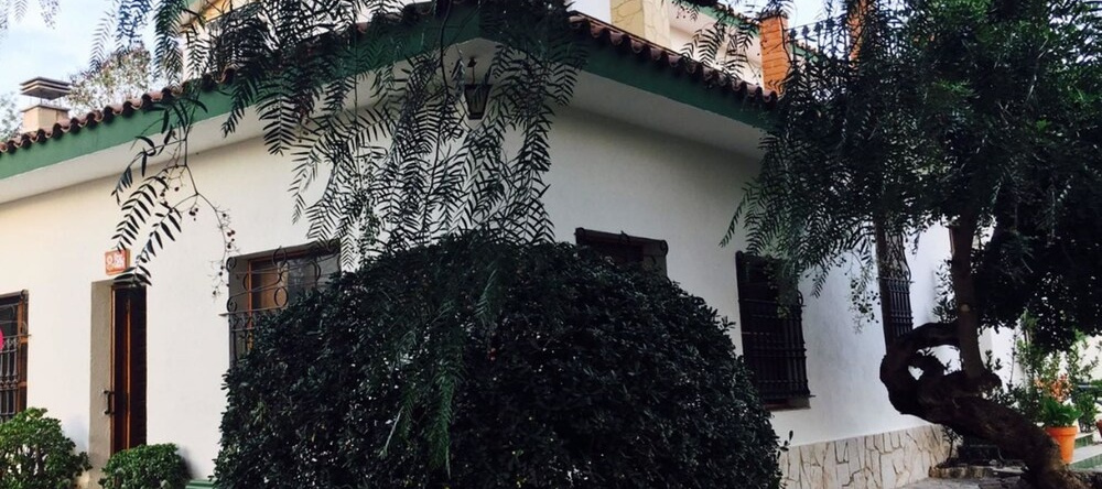 House With 7 Bedrooms in Tortosa, With Wonderful Mountain View, Privat, 托尔托萨 — 照片 1