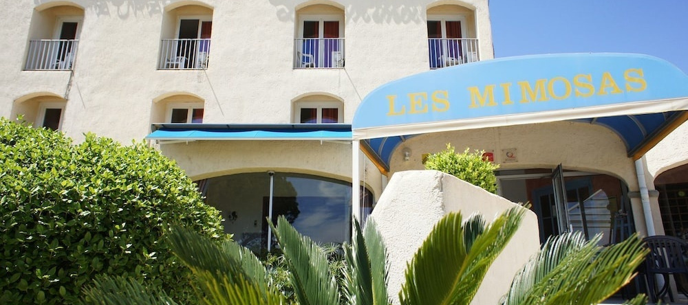 Hôtel les Mimosas, 吕内尔 — 照片 1