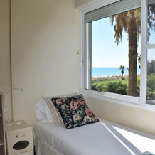 Sanpan Be my Guest Castelldefels, 加瓦 — 照片 3