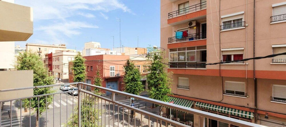 Apartment with 4 Bedrooms in Reus, with Wonderful City View, Balcony And Wifi, 雷乌斯 — 照片 1