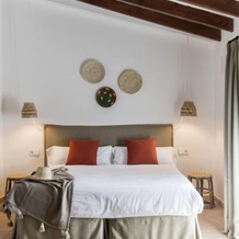 Curolla Petit Hotel, Maria de la Salut — photo 5