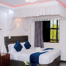 The Grand Brystal Hotel, Busia — photo 2