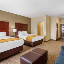 Comfort Suites Clarksville, Clarksville — photo 4