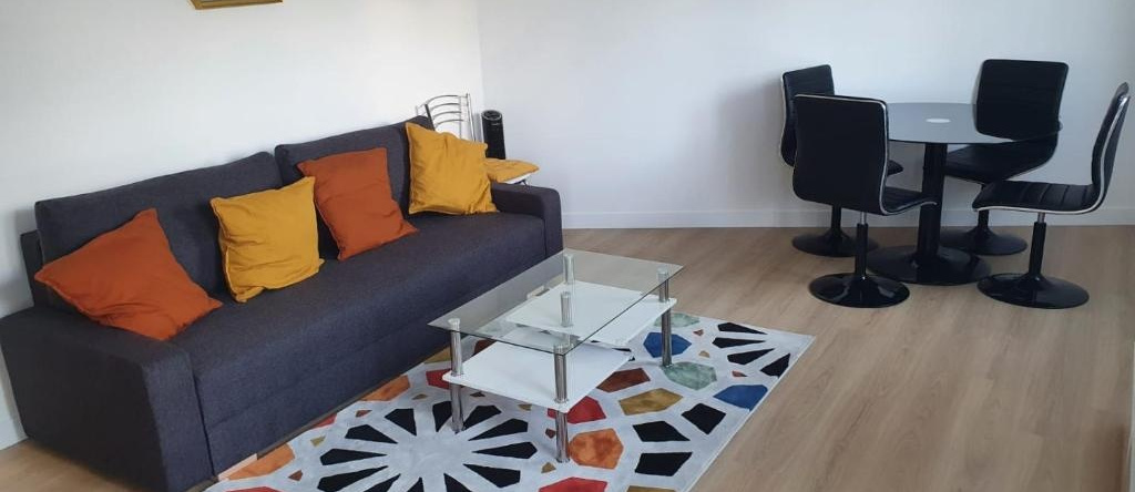 Appartement Jelyad proche Disney, 尚特卢昂布里 — 照片 1