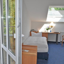 Landhotel Ulmenhof, 普特布斯 — 照片 3