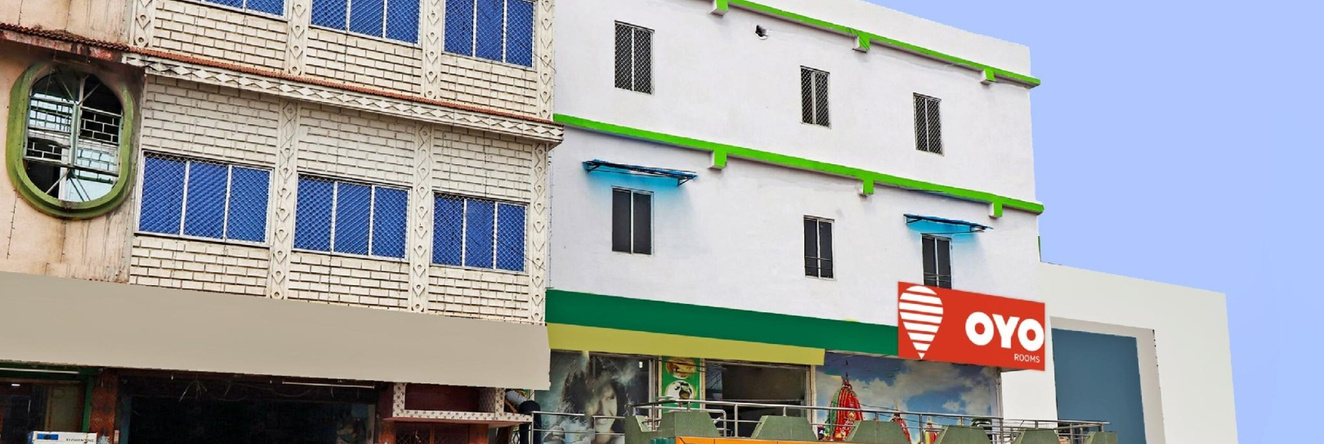 OYO 29692 Hotel Kalpataru, 安古尔 — 照片 1