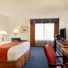 Country Inn Suites, Fredericksburg S, 腓特烈斯贝 — 照片 4
