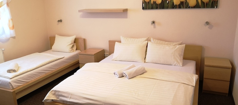 Apartmány DREAMS, Besenova — photo 1