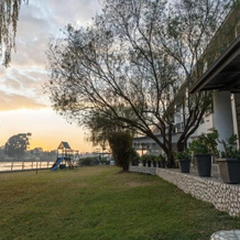 ANEW Hotel & Convention Centre OR Tambo Hotel, 伯诺尼 — 照片 2