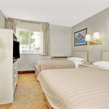 Travelodge by Wyndham Mill Valley/Sausalito, 米尔谷 — 照片 2
