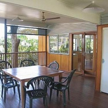 Decked out for a Fantastic Holiday - Winnett St, Woorim, 武里姆 — 照片 5