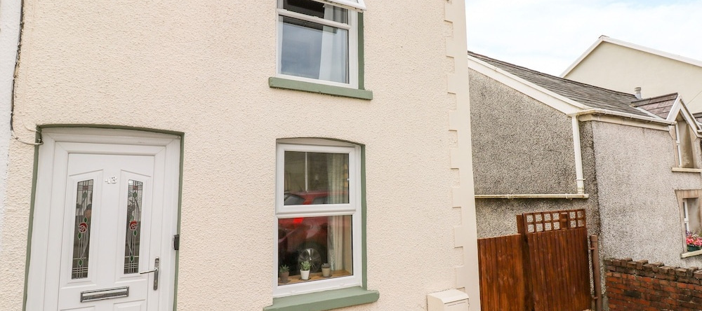 Golwg Deg, Gwaun-Cae-Gurwen — photo 1