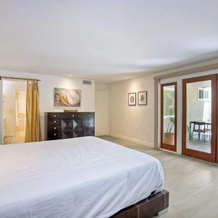 Serene Coastal Home Sleeps 8 1 Mile From Beach!, 恩西尼塔斯 — 照片 2