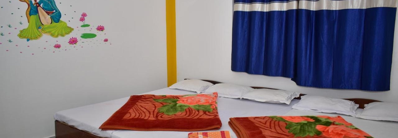 Jaldapara Binaychapa Homestay, 尤塔尔·马达里赫特 — 照片 1