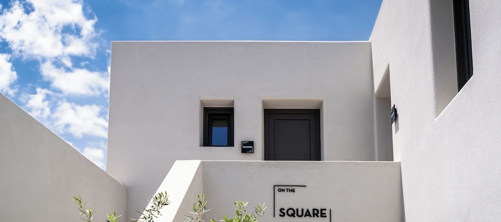 On The Square, Пиргос Калистис — фото 1