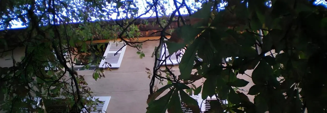 B&B Guest House Domaine Le Clos Du Pavillon Provence, Бриньоль — фото 1