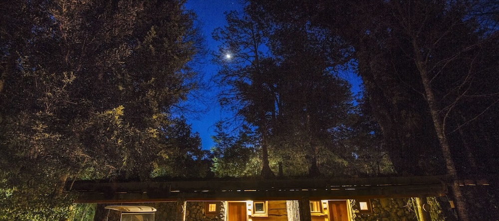 Huilo Huilo Nawelpi Lodge, Пангипульи — фото 1