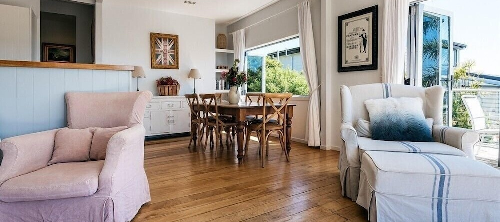 The Vintage Cottage, Oneroa Bay — photo 1