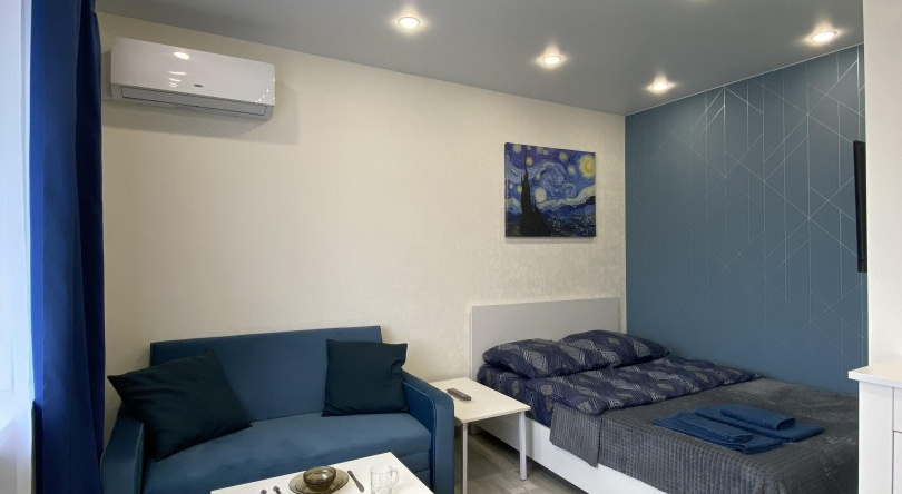 Belaya Studiya Na Vikhareva Flat, 雷宾斯克 — 照片 1