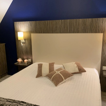 Hostellerie La Croix Blanche, 丰特夫罗-拉拜 — 照片 4