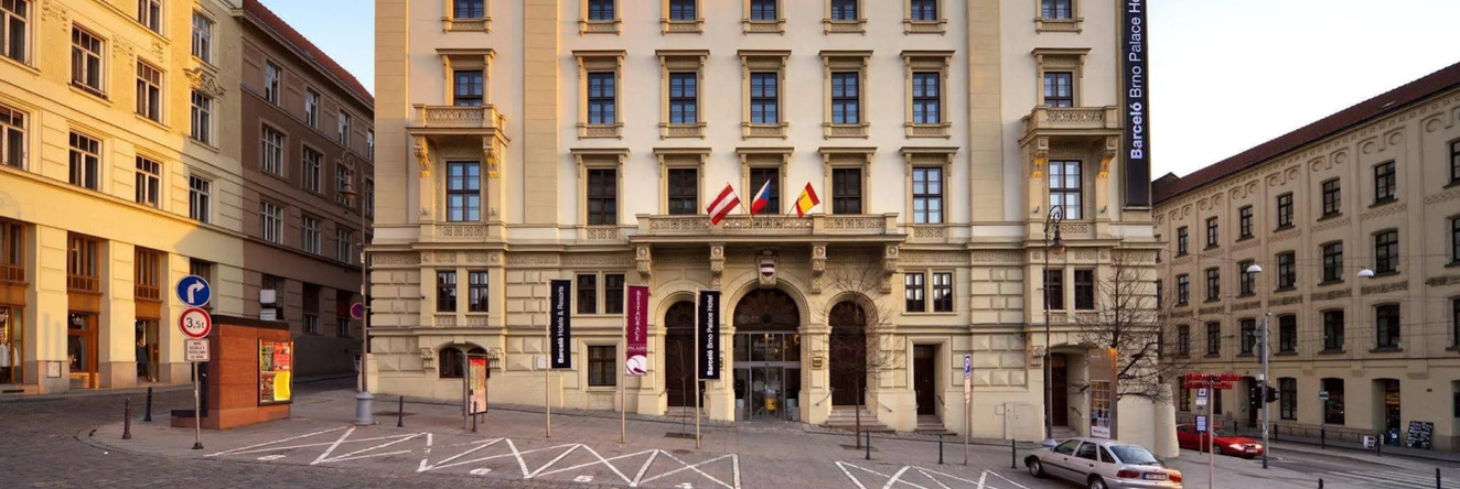 Grand Palace Brno - Small Luxury Hotels Of The World, Брно — фото 1