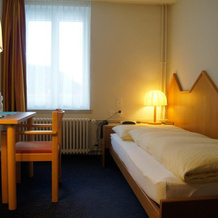 Hotel Weisses Kreuz, 贝尔金 — 照片 5