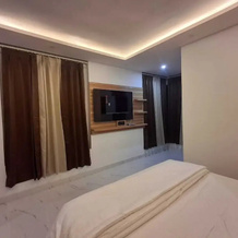 Hotel Surya Inn, 拉尔塔帕尔 — 照片 4
